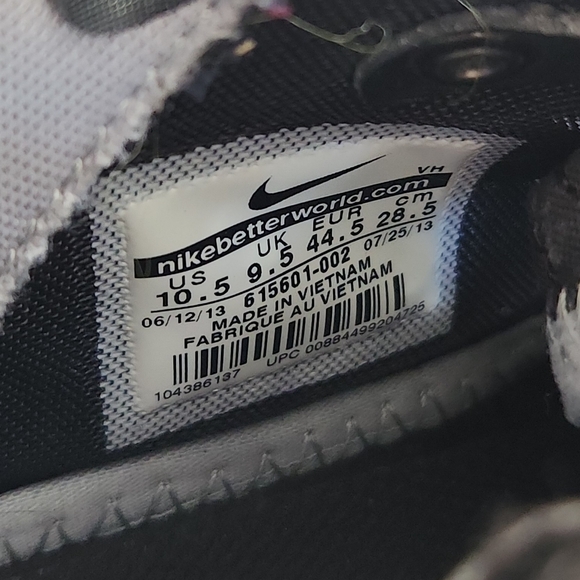 Nike Men's Roshe Run Sneaker Size 10.5 - Picture 10 of 11